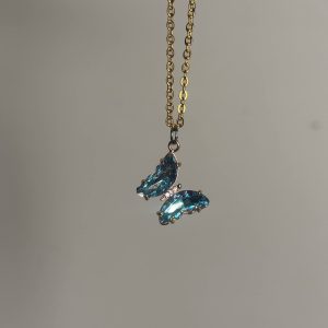 گردنبند پینترستی پروانه